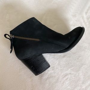 Black Booties With Heel